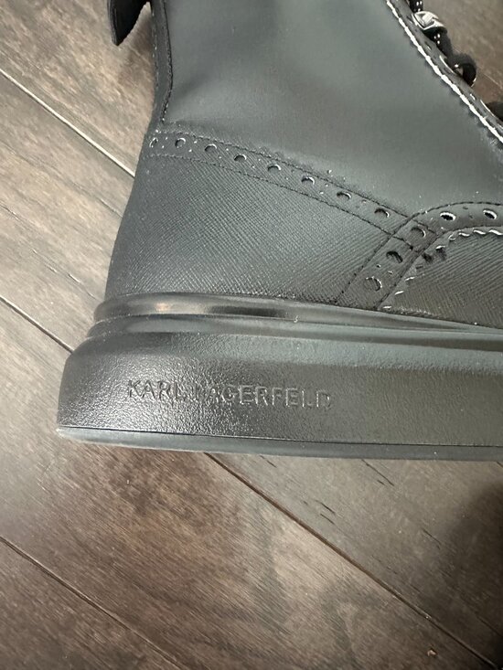 Karl Lagerfeld Paris LFS3008 Men\'s Black Leather Combat Boots Size 10.5 *NWT*